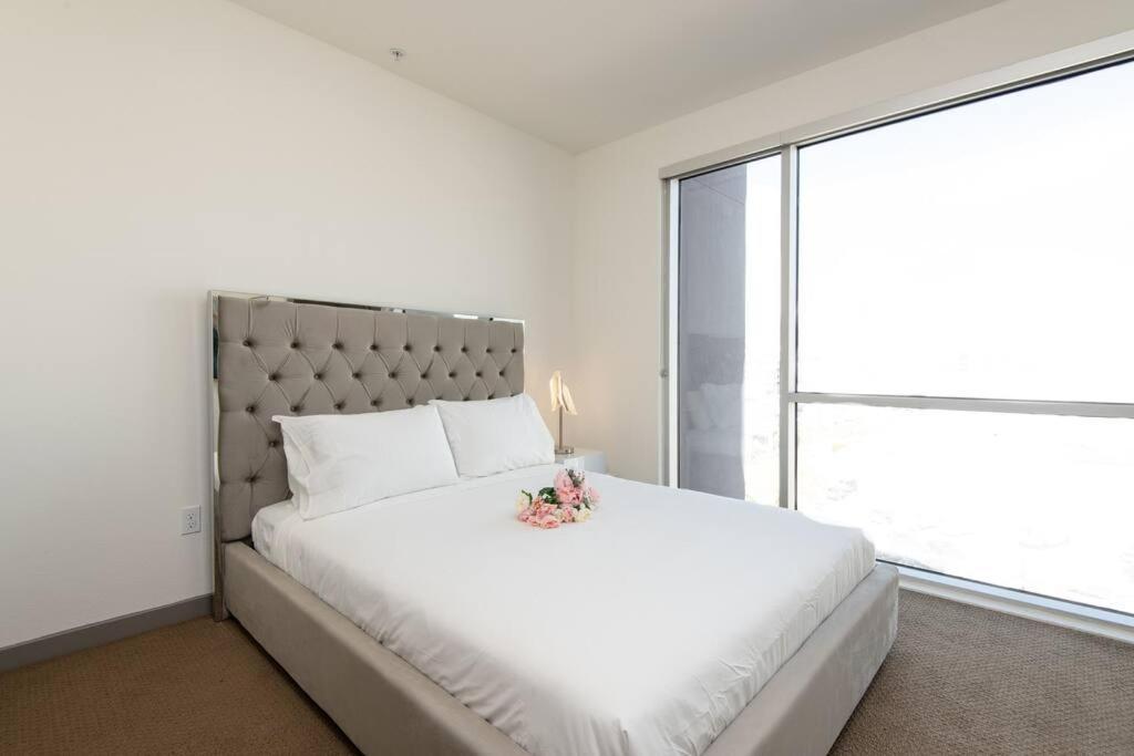 Centrally Located Apartments With Free Parking Глендейл Экстерьер фото
