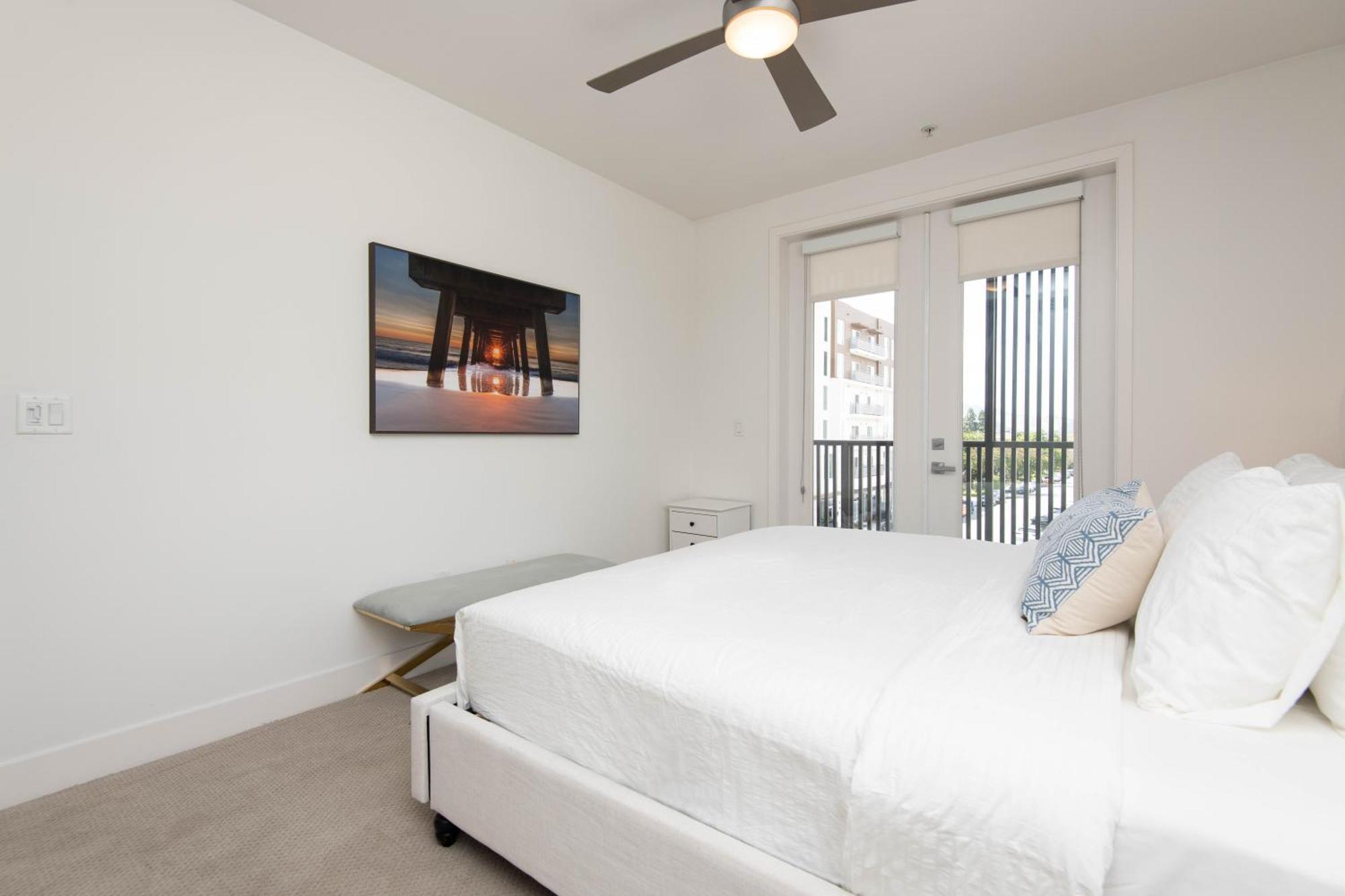 Centrally Located Apartments With Free Parking Глендейл Экстерьер фото